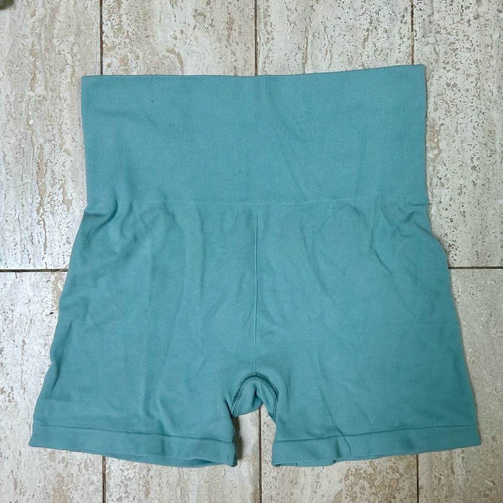 H&M Athletic Workout Shorts (Medium) - Aqua/Blue
